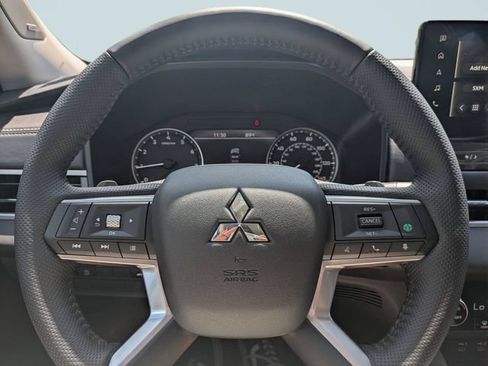 New 2026 Mitsubishi Outlander SE FWD image 29