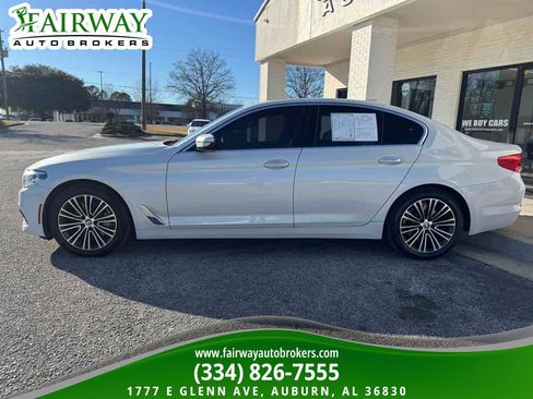 Used 2018 BMW 530i xDrive image 8
