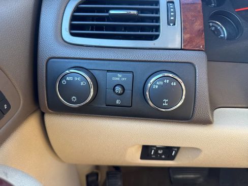 Used 2009 Chevrolet Silverado 1500 LTZ w/ Suspension Package, Off-Road image 26