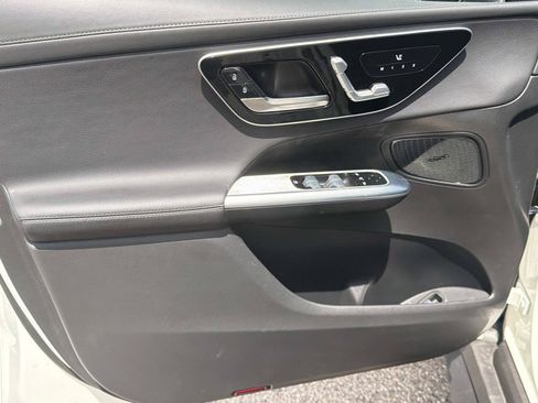 Certified 2025 Mercedes-Benz GLC 300 4MATIC image 15