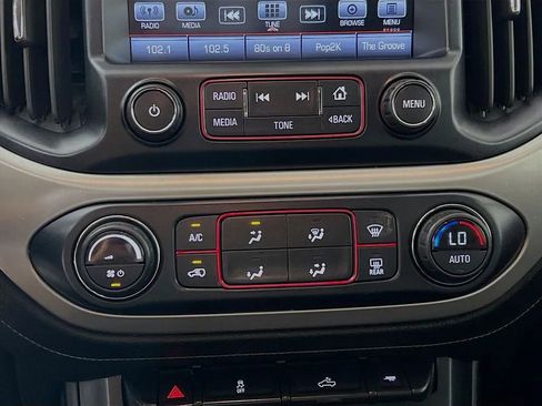 Used 2016 GMC Canyon SLE image 16