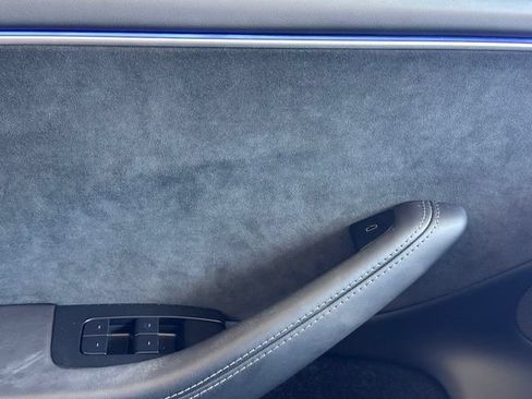 Used 2025 Tesla Model 3 Long Range AWD/4WD image 28
