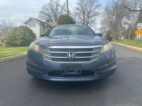 Used 2012 Honda Crosstour EX image 3