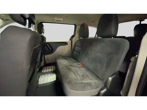 Used 2017 Dodge Grand Caravan SE w/ Power Window Group FWD image 15
