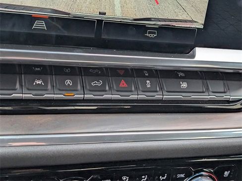 Certified 2023 GMC Sierra 1500 SLT image 15