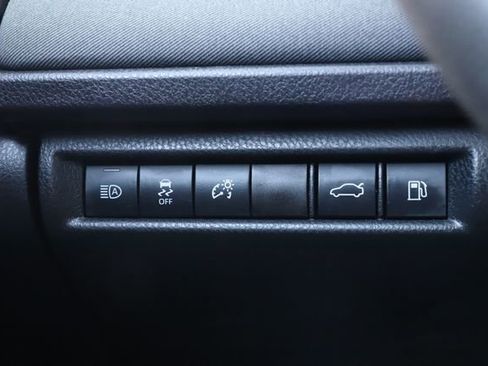 Used 2025 Toyota Camry LE FWD image 36