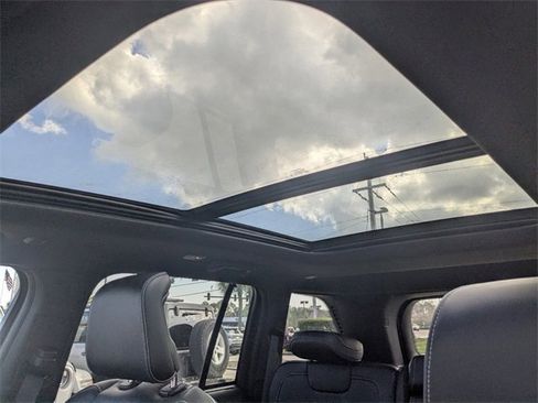 New 2025 Jeep Grand Cherokee Overland w/ Adv Protech Group III image 21