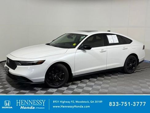 Used 2025 Honda Accord SE image 1