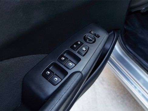 Used 2021 Hyundai Accent SEL image 19