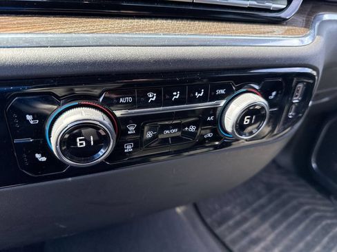 Used 2023 Chevrolet Silverado 1500 LT AWD/4WD image 19
