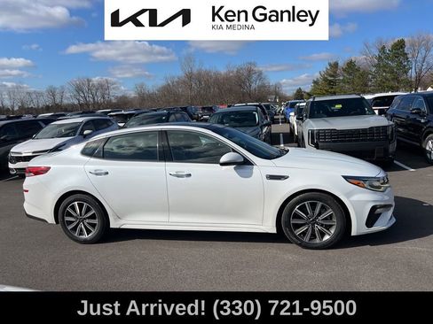 Used 2020 Kia Optima Premium image 4