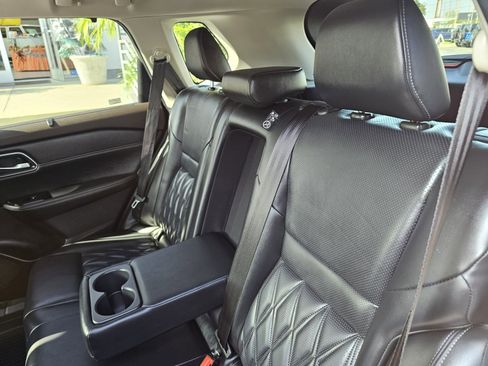 Used 2023 Nissan Rogue Platinum w/ Platinum Premium Package image 25