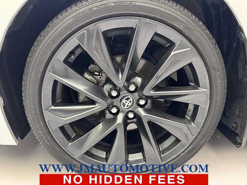 Used 2023 Toyota Corolla SE FWD image 9
