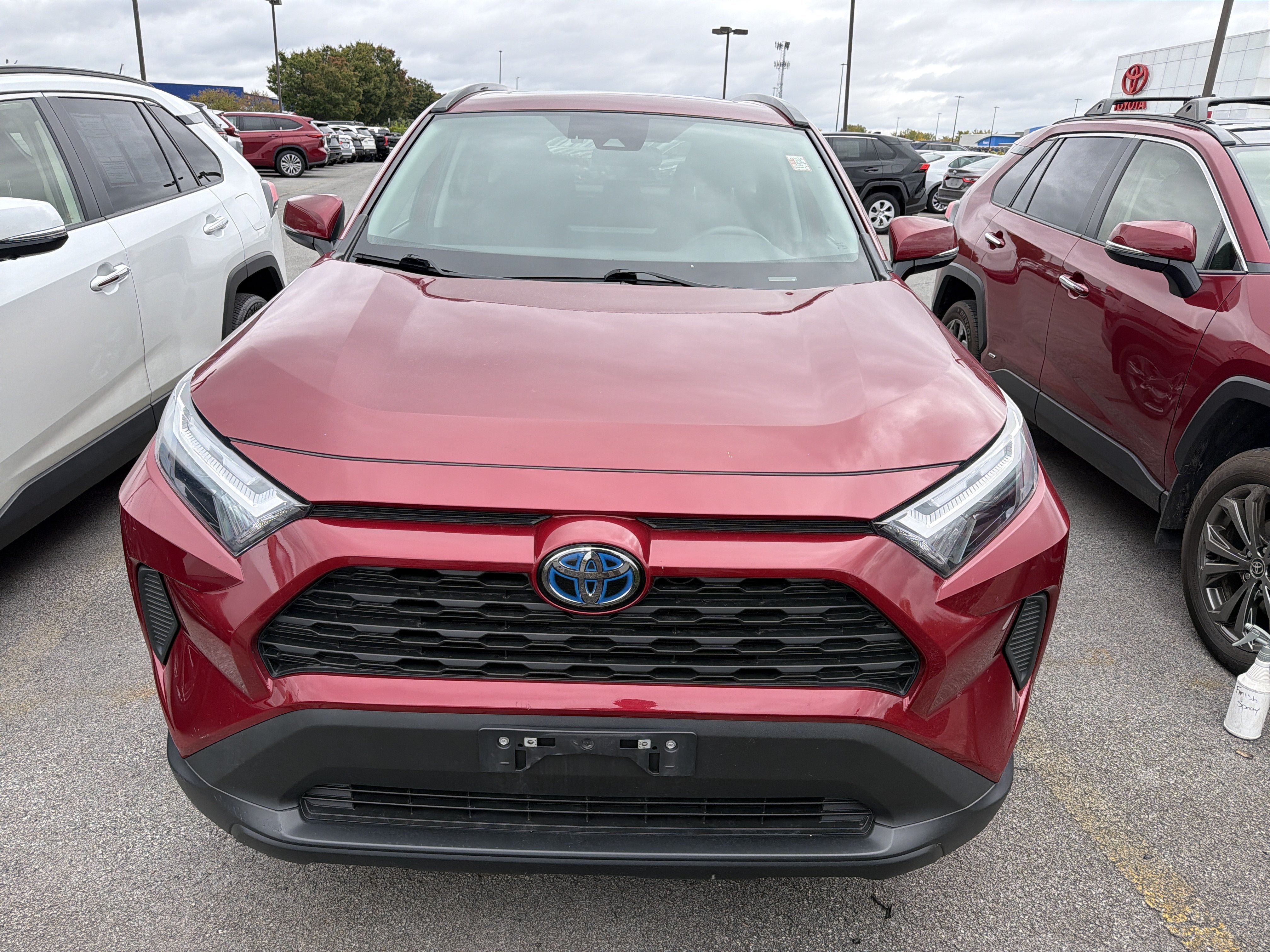 Used 2024 Toyota RAV4 XLE w/ Convenience Package AWD/4WD image 3