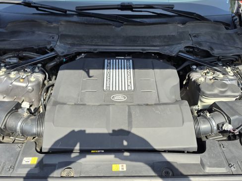 Used 2017 Land Rover Range Rover Supercharged AWD/4WD image 18