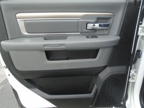 Used 2018 RAM 1500 Big Horn image 33