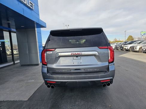 Used 2022 GMC Yukon XL Denali AWD/4WD image 4