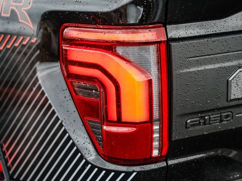 Used 2025 Ford F150 Raptor image 8