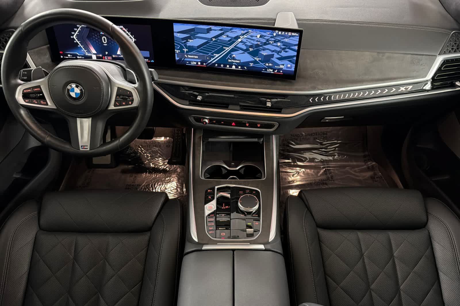 Used 2024 BMW X7 xDrive40i w/ M Sport Package AWD/4WD image 3
