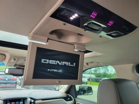 Used 2020 GMC Yukon Denali w/ Denali Ultimate Package RWD image 29