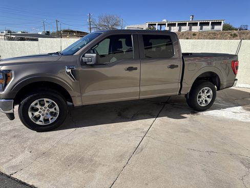 Used 2023 Ford F150 XLT image 4