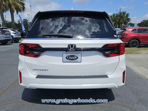 New 2026 Honda Odyssey EX-L image 4