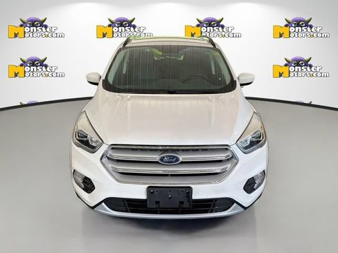 Used 2019 Ford Escape SEL AWD/4WD image 2
