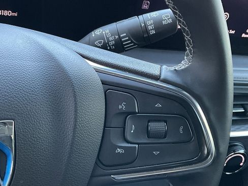 Used 2025 Buick Encore GX Preferred image 24