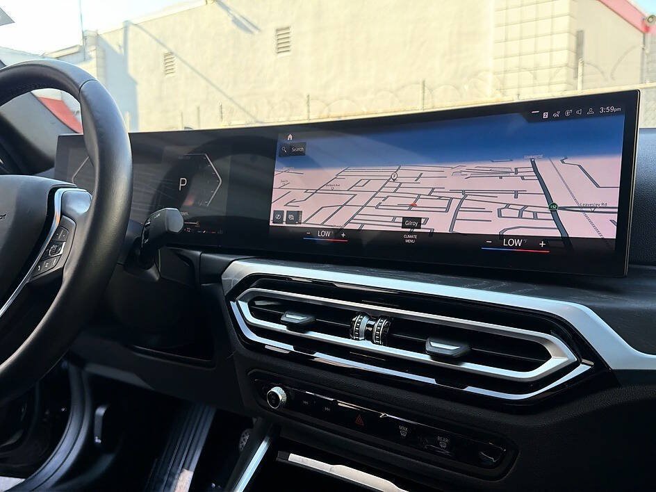 Used 2023 BMW 330i Sedan w/ Premium Package RWD image 11