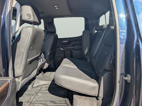 Used 2020 GMC Sierra 1500 SLT image 30