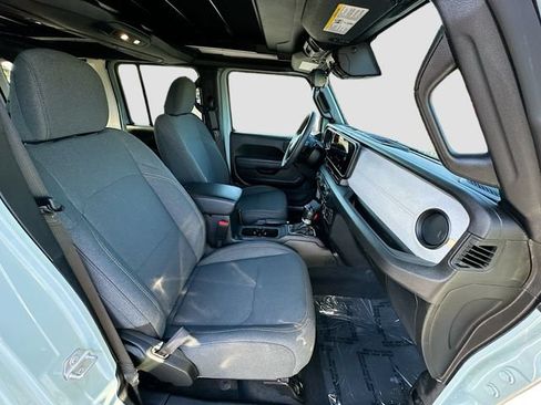 Used 2024 Jeep Wrangler Unlimited Sport AWD/4WD image 27