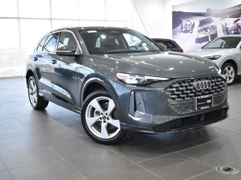 Used 2025 Audi Q5 Premium Plus w/ Premium Plus image 37