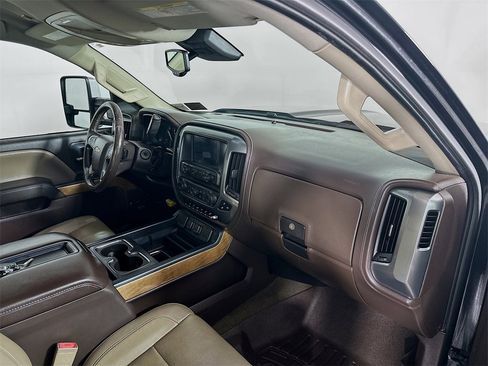 Used 2015 Chevrolet Silverado 3500 LTZ w/ Duramax Plus Package image 31