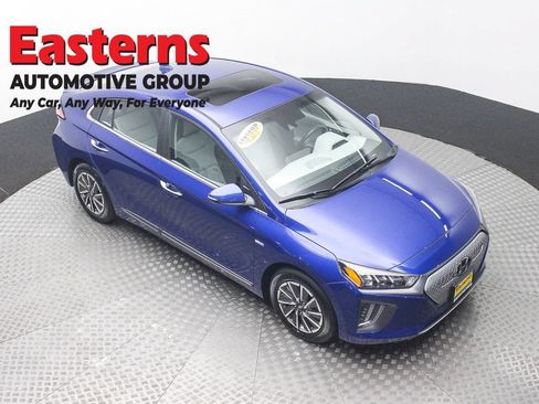 Used 2020 Hyundai Ioniq Limited FWD image 3