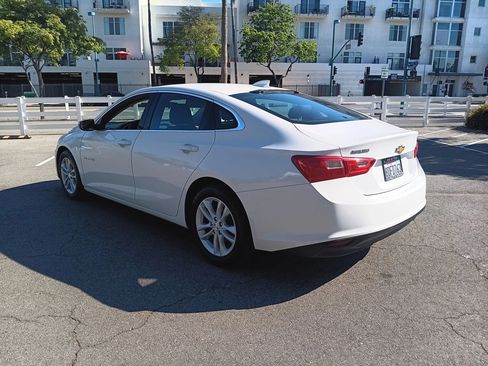 Used 2018 Chevrolet Malibu LT FWD image 6
