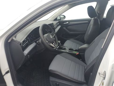 New 2026 Volkswagen Jetta SE image 13