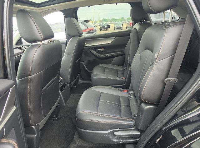 Used 2024 MAZDA CX-90 Plug-In Hybrid w/ Premium Pkg AWD/4WD image 5