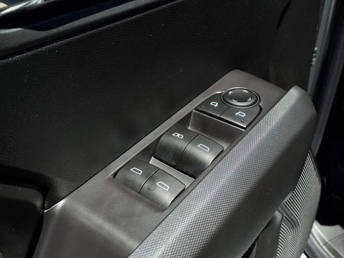 Used 2023 Chevrolet Colorado LT w/ LT Convenience Package image 18