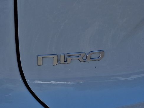 New 2025 Kia Niro EX w/ EX Cold Weather Package image 22