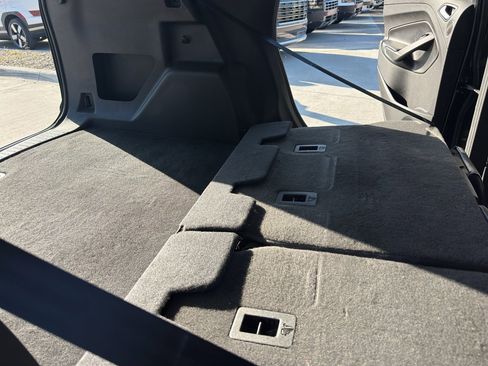 Used 2017 Ford Escape SE w/ Equipment Group 201A image 35