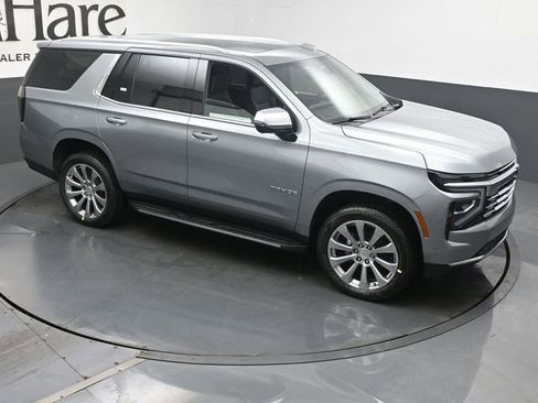 New 2026 Chevrolet Tahoe Premier w/ Sun And Tow Package AWD/4WD image 17