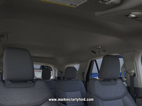 New 2026 Ford Explorer Active RWD image 22