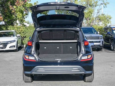Certified 2023 Hyundai Kona SE w/ Cargo Package image 7