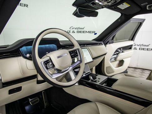 Used 2024 Land Rover Range Rover SE AWD/4WD image 33