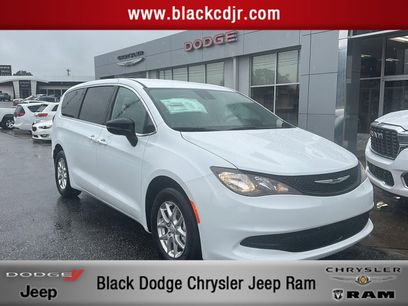 New 2026 Chrysler Voyager LX