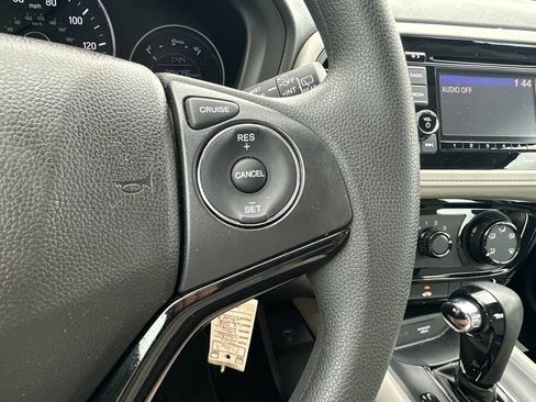 Used 2021 Honda HR-V LX image 20