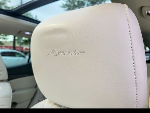 Certified 2023 Buick Envision Avenir AWD/4WD image 12