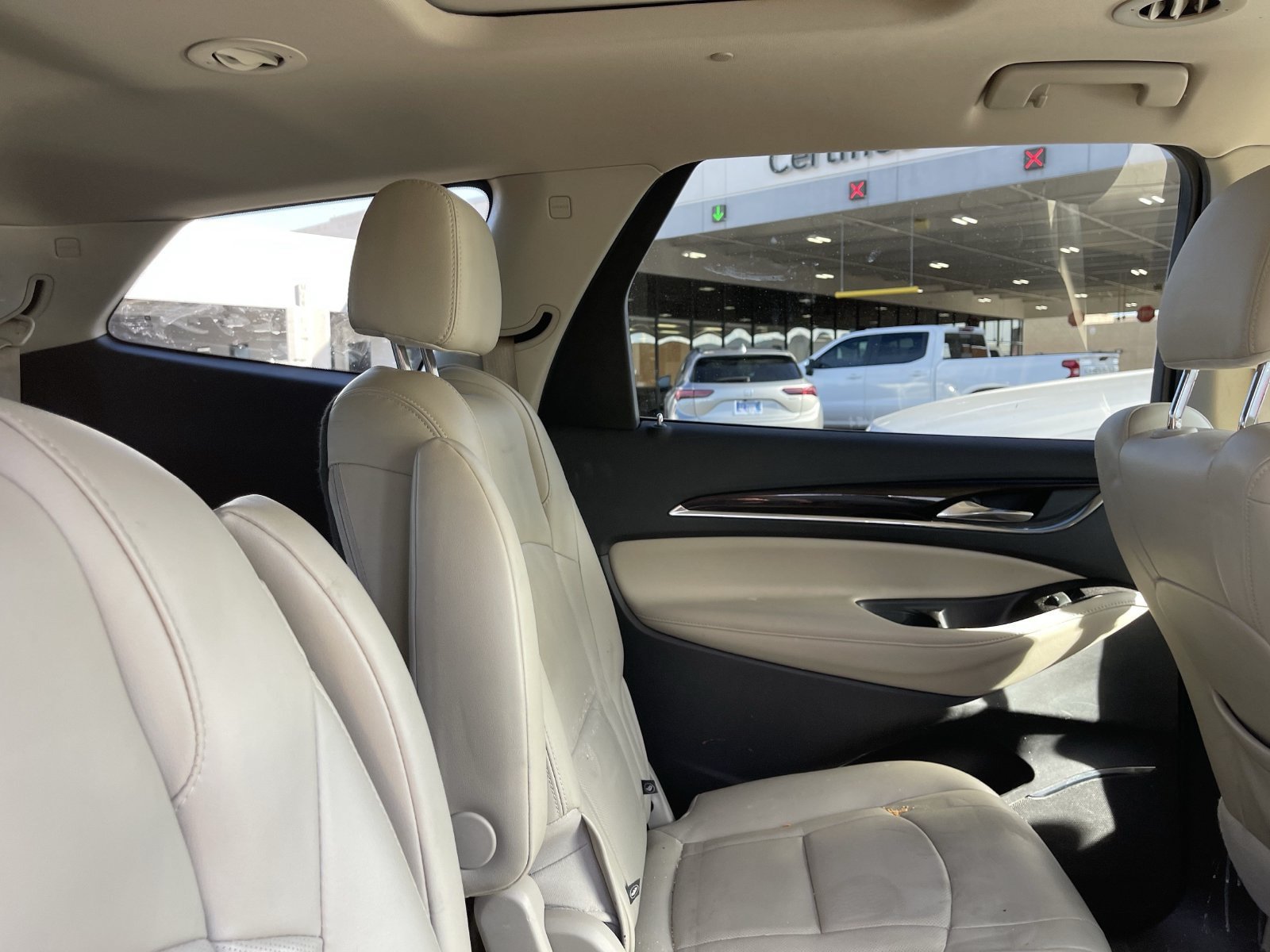 Used 2020 Buick Enclave Essence AWD/4WD image 8
