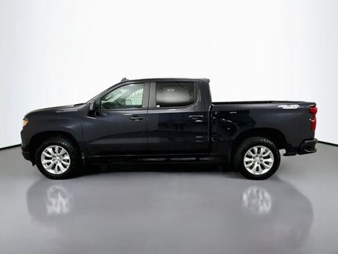 Used 2023 Chevrolet Silverado 1500 Custom AWD/4WD image 4