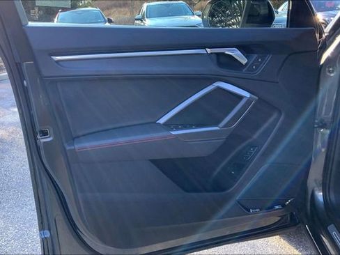 Used 2025 Audi Q3 2.0T Premium Plus w/ Premium Plus Package image 21